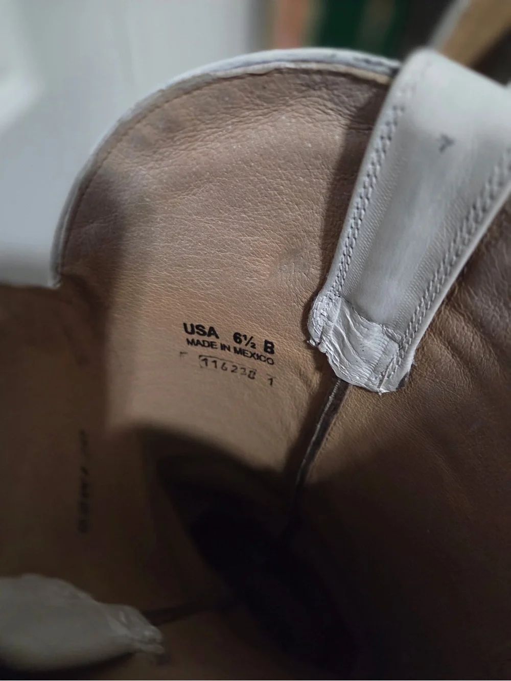 White Women's Knee-High Western Boots